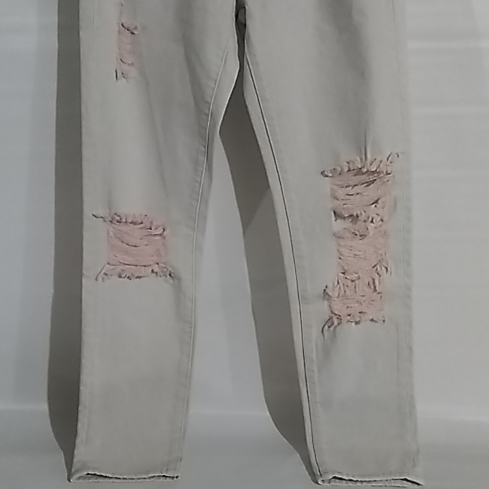 Juicy Couture Distressed Jean Size 26 NWT - Picture 2 of 7